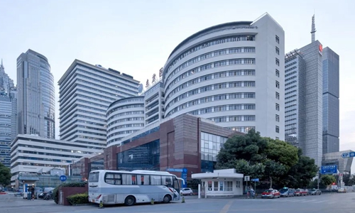 上海市东方医院外貌
